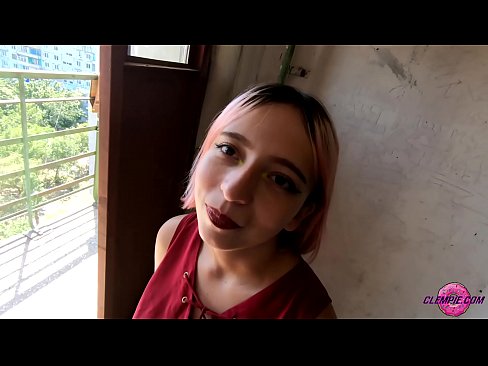 ❤️ Dareenka Ardayga ayaa ka nuugay qof qalaad oo dibadda jooga - Cum on wajigiisa ️ Galmo